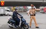 Xử phạt nhiều trường hợp vi phạm giao thông trong ngày đầu tổng kiểm tra, kiểm soát phương tiện